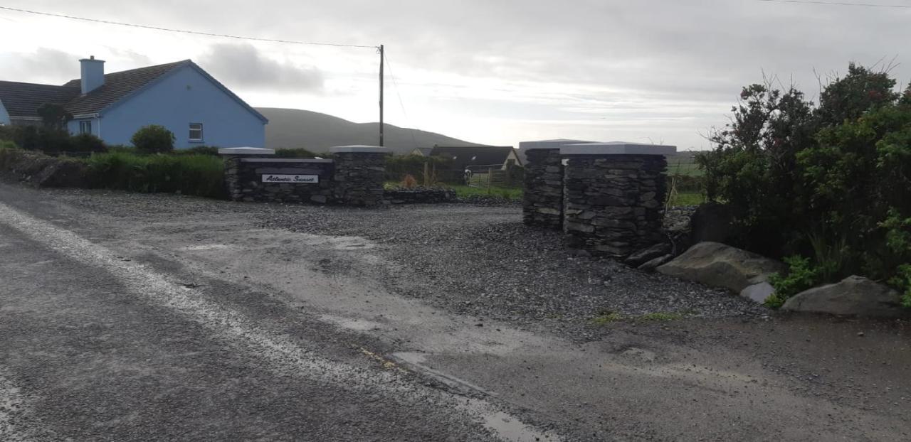 Atlantic Sunset Hotel Portmagee Exterior photo